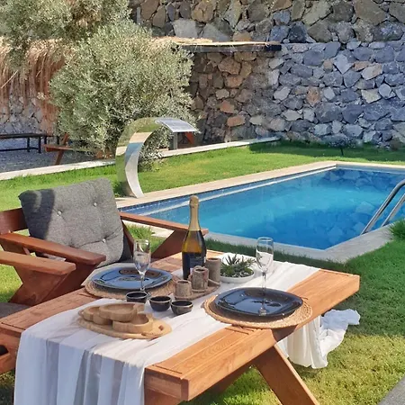 Vila Olympos &